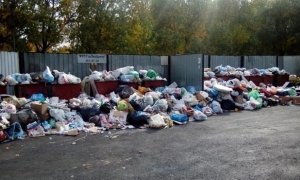 Челябинск зарастает мусором 
