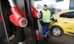 Нефтяники сообщили о невозможности сдерживания роста цен на бензин