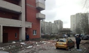 Власти Петербурга опровергли сведения о взрыве в 16-этажном доме