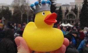 В Петербурге участника акции 28 января арестовали на 25 суток «за демонстрацию резиновой уточки»