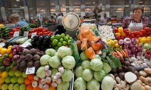 Россиян предупредили о росте цен на овощи и фрукты из-за неурожая
