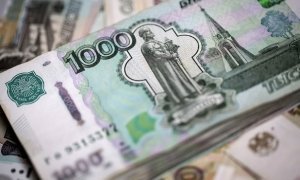 В обвале российского рубля обвинили спекулянтов и крупные банки
