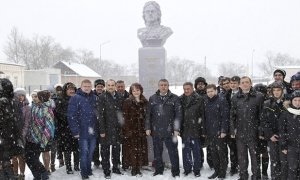 В старинном казачьем селе в Саратовской области открыли памятник Петру Первому  