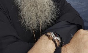 Журналисты заметили на руке петербургского митрополита часы Rolex за 40 тысяч долларов  