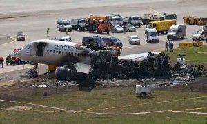 Пилот Денис Евдокимов попросил прощения у родственников погибших пассажиров рейса Москва - Мурманск