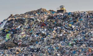 Мэр сибирского города пригрозил голодовкой из-за строительства мусорного полигона