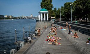 Жителям Москвы и Подмосковья пообещали 30-градусную жару
