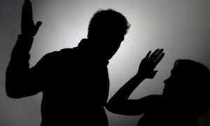 Правозащитники прогнозируют рост числа случаев домашнего насилия из-за карантина по коронавирусу