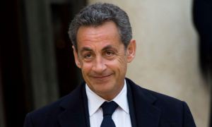 Экс-президенту Франции дали «трешечку»