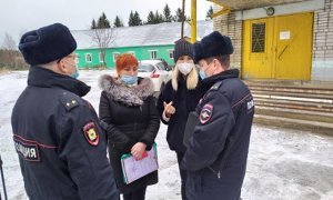В Архангельской области сотрудники больницы объявили забастовку из-за отсутствия средств защиты