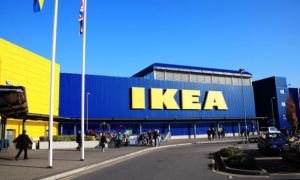 Компания IKEA лишит непривитых от COVID-19 сотрудников зарплаты и урежет им больничные