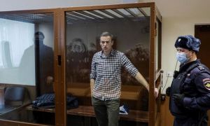 Европейский суд по правам человека в срочном порядке коммуницировал жалобу Навального