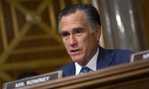 В США предложили раздать гражданам по тысяче долларов из-за эпидемии коронавируса