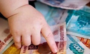 Владимир Путин подписал закон об увеличении размера детских пособий в два раза