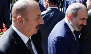 Армения и Азербайджан подписали мирное соглашение. В Ереване начались беспорядки