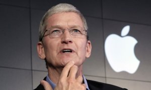 Глава компании Apple Тим Кук пополнил список долларовых миллиардеров