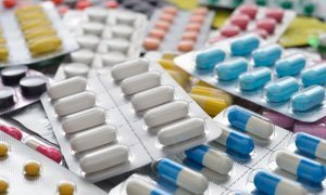 Росздравнадзор сообщил о повышении цен на жизненно важные лекарства