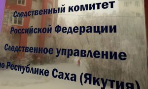 В Якутии пьяный депутат напал на сотрудника ДПС с лопатой
