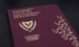 Российские богачи остались без «золотых паспортов»