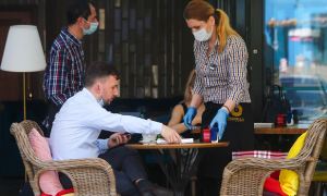 В Москве все кафе и рестораны переходят на работу по «бесковидной» системе