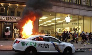 Компания Apple удаленно заблокировала украденные во время погромов в США гаджеты