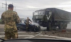 КАМАЗ с буквой V раздавил легковушку под Белгородом. В результате аварии погибли два человека