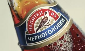 Рестораны KFC заменили импортную газировку на «Дюшес» и «Байкал»