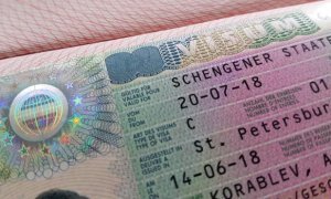 Евросоюз разрешит иностранным туристам подавать документы на визу за полгода