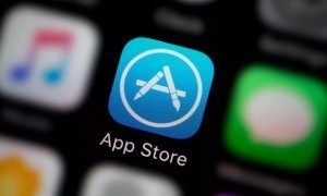 В Госдуме предложили обязать Apple разрешить установку мобильных приложений в обход App Store