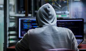 Хакеры украли у российского банка полмиллиарда рублей через его рабочее место в ЦБ РФ