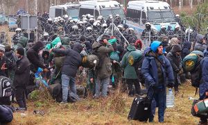 Евросоюз подготовил санкции против белорусских чиновников и организаций из-за миграционного кризиса