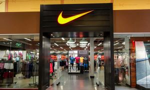 Apple, Nike и iHerb приостановили продажи своих товаров в России