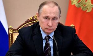 Уровень одобрения деятельности Владимира Путина упал до 40%