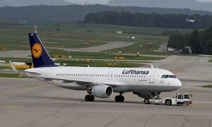 Авиакомпания Lufthansa отменила несколько рейсов из Москвы и Петербурга
