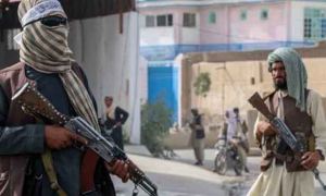 Талибы открыли огонь по участникам акции в поддержку национального флага