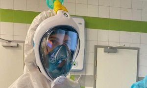 Сеть магазинов «Декатлон» бесплатно передаст российским медикам маски для снорклинга