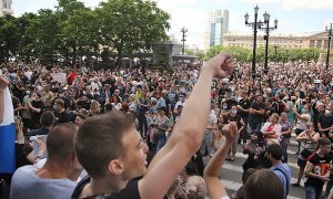 В Хабаровске продолжаются стихийные митинги с требованием освободить губернатора Сергея Фургала