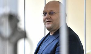 Бывшего начальника московского управления СКР приговорили к 12 годам за взятку от «вора в законе»