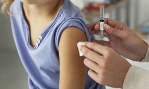 Американские власти окончательно одобрили вакцинацию от COVID детей