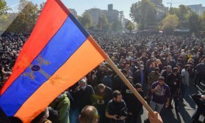 В столице Армении проходит массовый митинг против мирного соглашения по Нагорному Карабаху