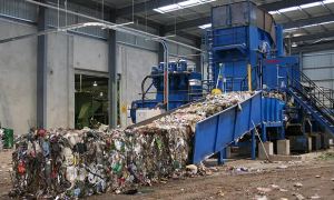 В Орловской области сотрудницы мусороперерабатывающего завода нашли среди отходов мертвого младенца