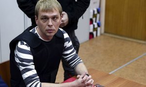 Экс-полицейский из «дела Голунова» попросил возобновить уголовное преследование журналиста