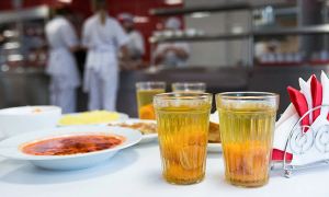 Питание в школы Красноармейска, где отравились десятки детей, поставляла связанная с «поваром Путина» фирма