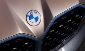 Компания BMW сообщила о смене логотипа. В последний раз его обновляли в 1997 году