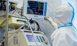 В Удмуртии врачи спасли пациента с COVID-19 и полным поражением легких