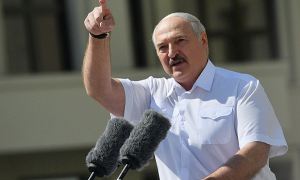 Франция обвинила президента Белоруссии в организованной торговле людьми