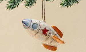 «Роскосмос» потратит 17 млн рублей на елочные игрушки и новогодние подарки