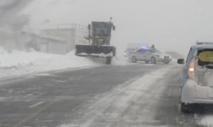 На Сахалине из-за сильной метели закрыли движение транспорта на трех федеральных трассах
