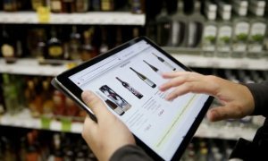 МВД выступило категорически против возобновления продажи алкоголя в интернете