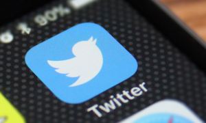 Роскомнадзор потребовал от Twitter объяснить блокировку связанных с властями аккаунтов